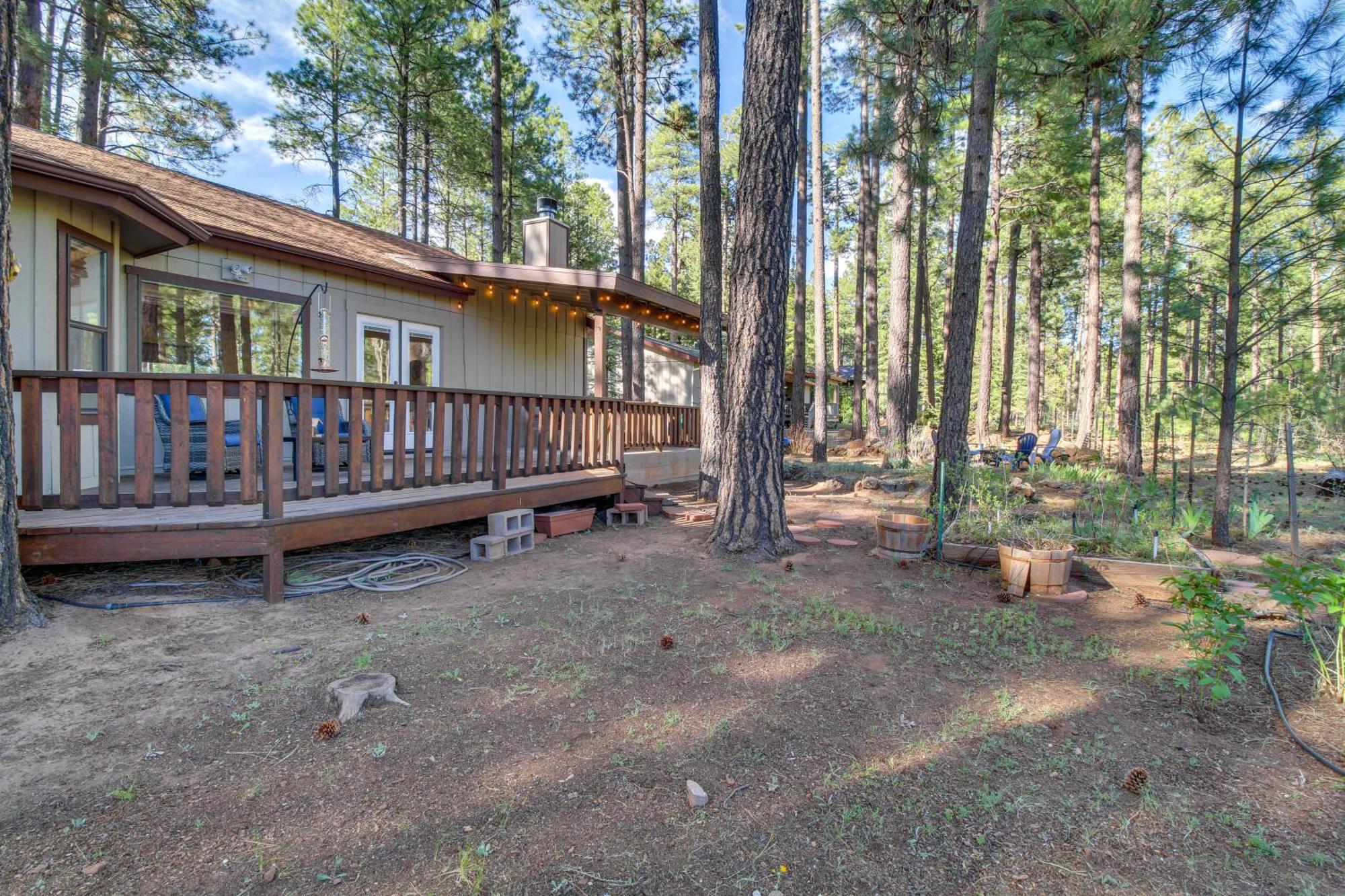 فيلا Peaceful Pinetop Cabin With Deck And Fire Pit! Indian Pine المظهر الخارجي الصورة